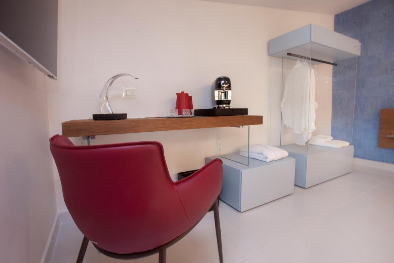 Aquamaris Design Suite & Spa Paestum Ngoại thất bức ảnh
